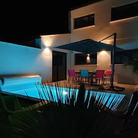 Holiday home Le Clos Des Pres Carres - La Maline - Piscine Chauffee Et Salle De Jeux *